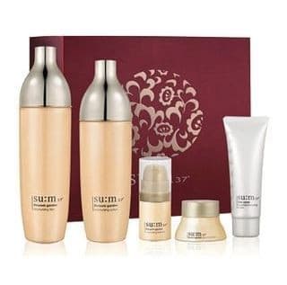 Sum37 Blossom Garden Special Edition Skin Care Set.