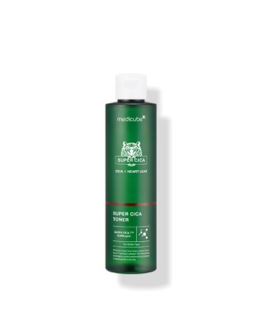 MEDICUBE Super Cica Water-in Toner 210ml.