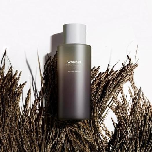 HARUHARU WONDER אורז שחור טונר היאלורונית 150ml קוריאני טיפוח עור Kbeauty קוסמטי
