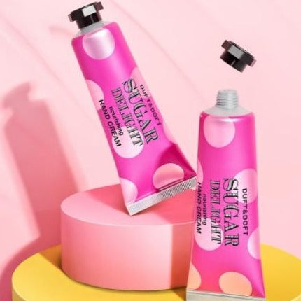 Hydration inside, Freshness outside, Without stickiness, Sweet flavor of pink grapefruit & freesia