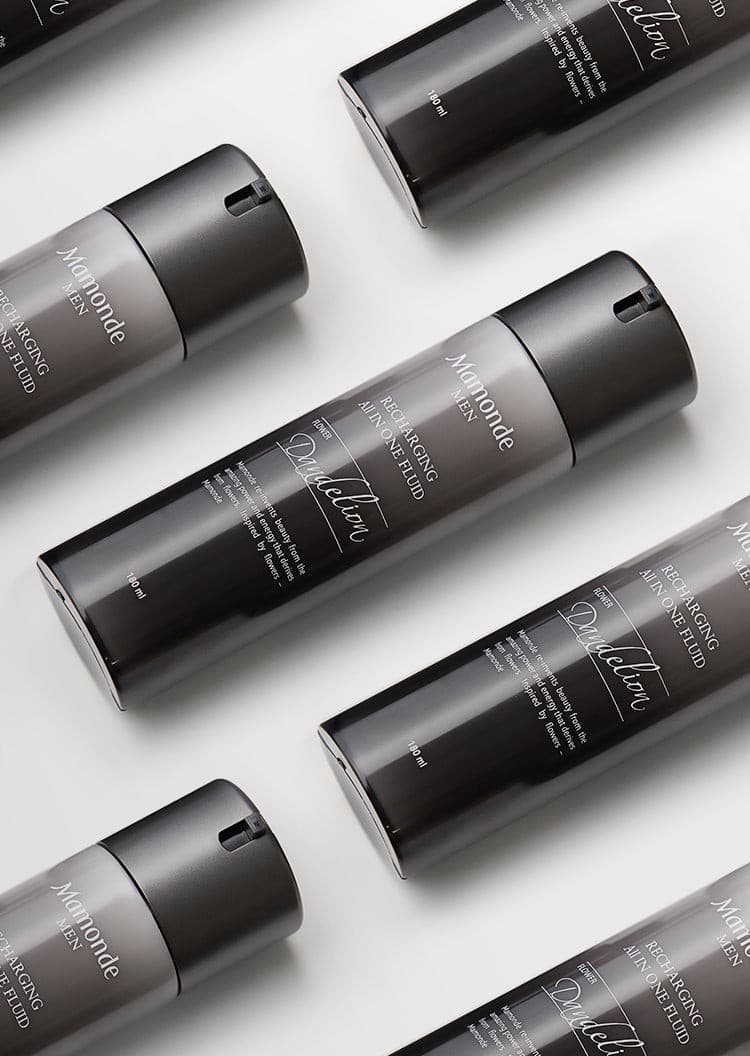 Mamonde Men Recharging All-In-One Fluid 180ml is ahigh-performance all-in-one product that can solve toner, lotion and essence at once with only one product in busy life.