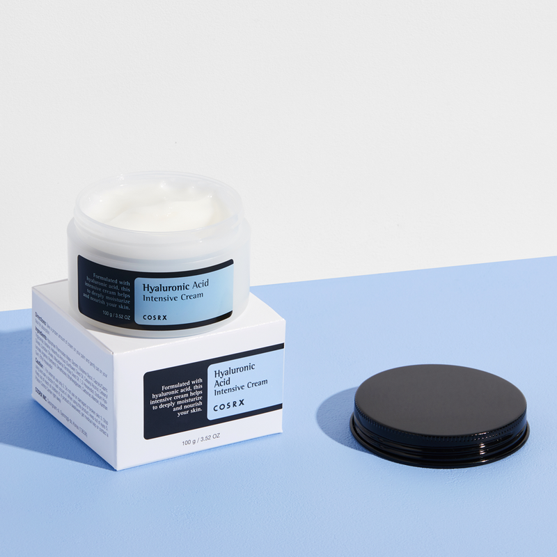 Sodium hyaluronate controls oil/moist balance, Sticks to skin well, Not heavy, Good for use as lotion, Transfers abundant moisture
