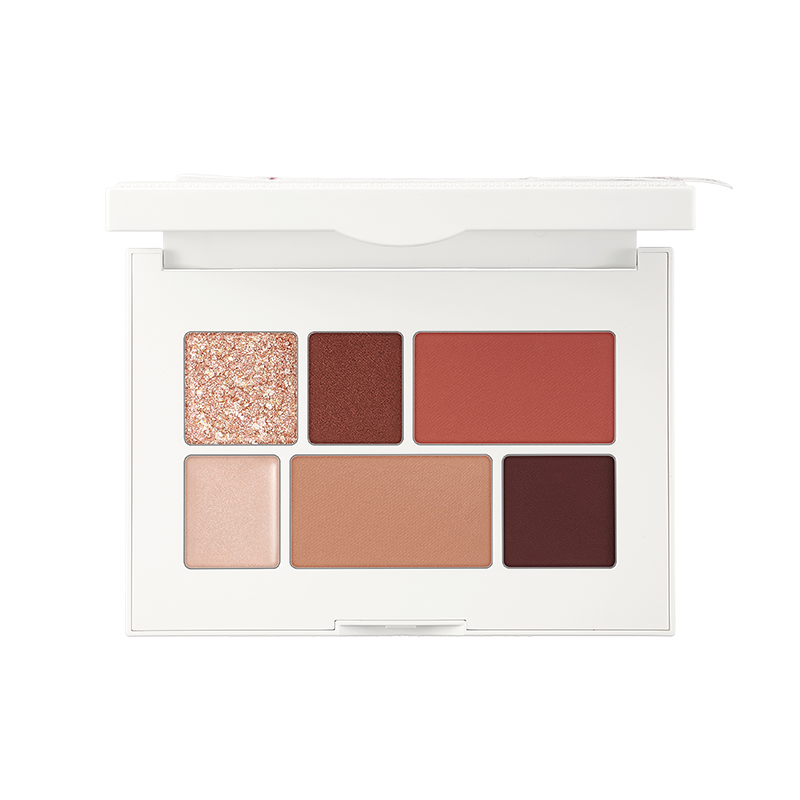 HERA I AM Multi Palette 9g is from glitter pearl to matte, glow balm,