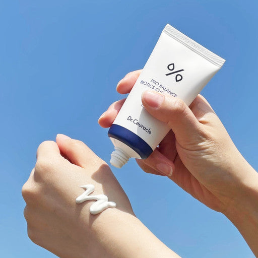 DR.CEURACLE Pro Balance Biotics Clear Up Sun SPF50+ PA+++ 50ml.