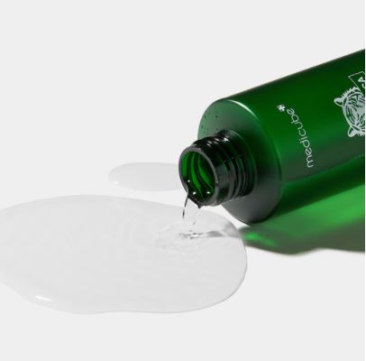 MEDICUBE Super Cica Water-in Toner 210ml.