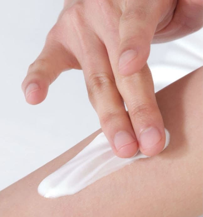 B LAB Matcha Hydrating Real Sun Screen SPF50+PA++++ 50ml.