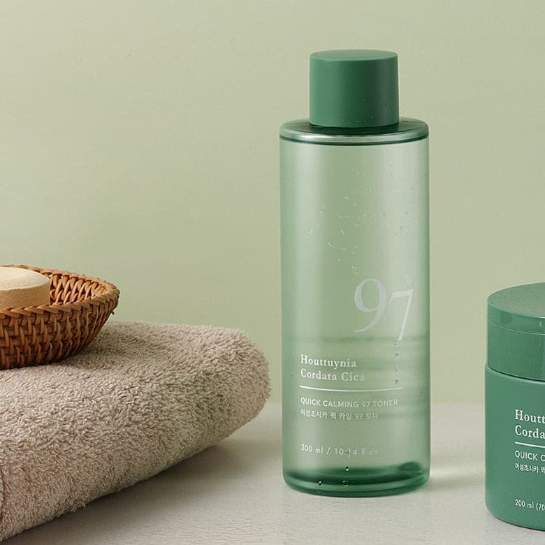TONYMOLY Houttuynia Cordata Cica Quick Calming 97 Toner 300ml.