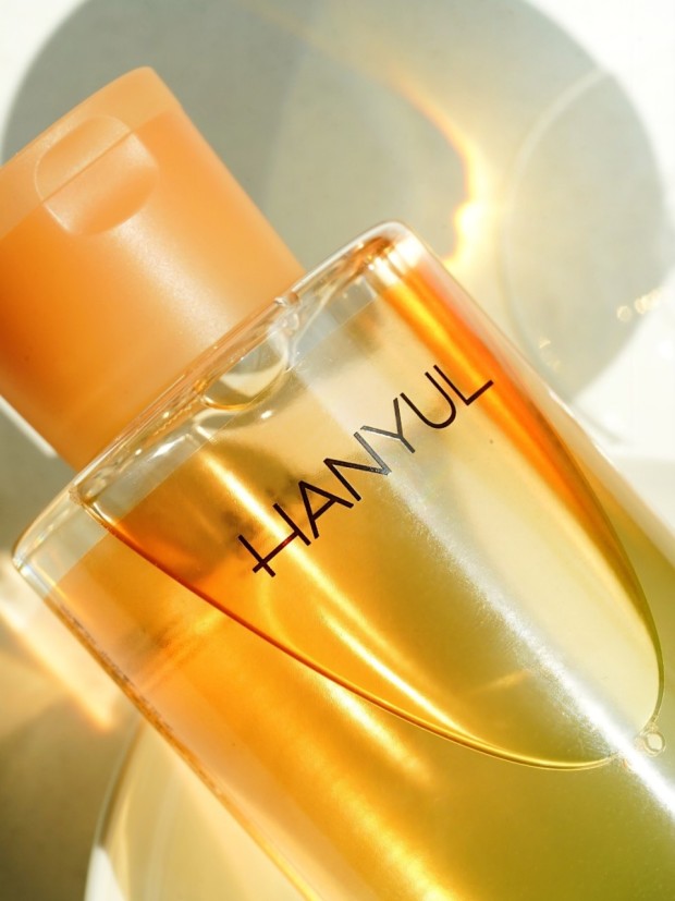 HANYUL Pink Plum Clearing Toner 300ml.
