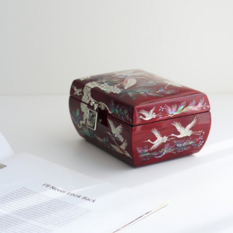 Luxury Mother-of-Pearl Curved Jewelry Box