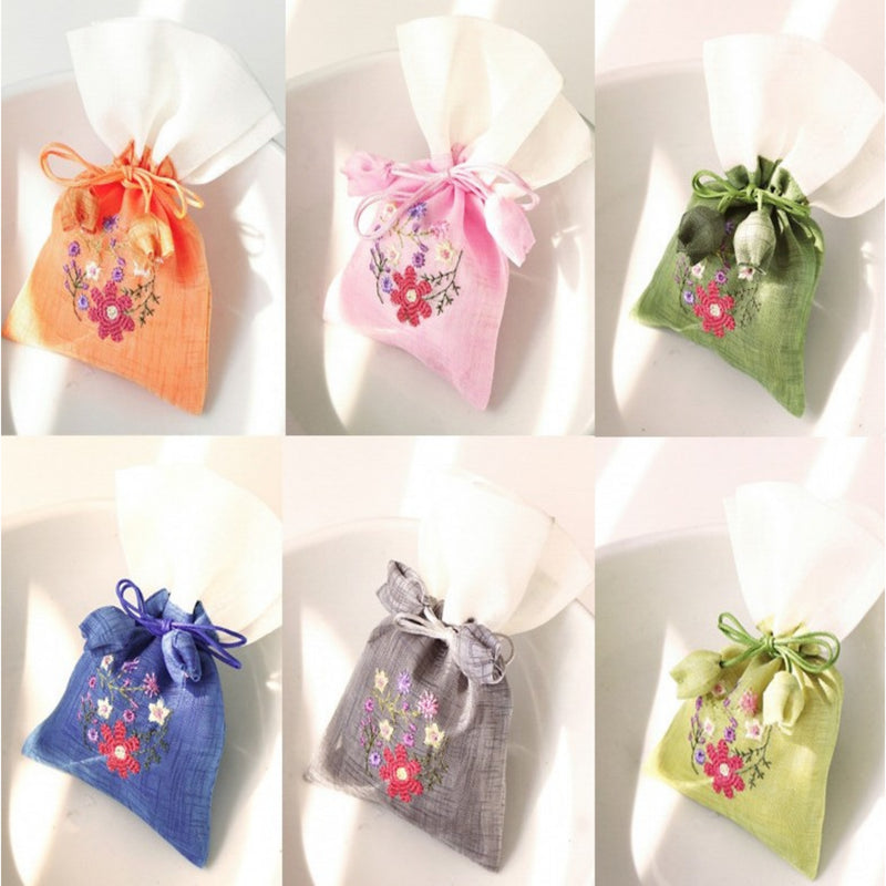 Mini Ramie Wildflower Embroidered Pouch - Random Color