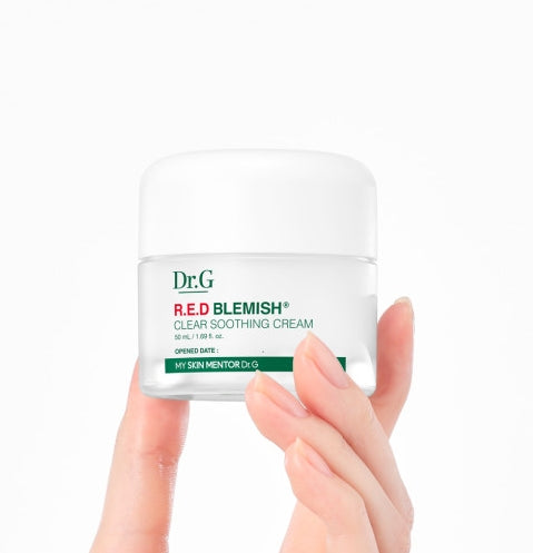 Plant and vegetable derived extracts, Green tea EGCG enzyme quickly soothes, Moisturizes skin without irritation, Light weight