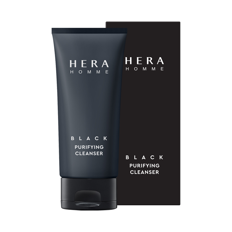 HERA HOMME BLACK PURIFYING CLEANSER 125g קצף, המכיל חומרי ניקוי חומצות אמינו, עובד באופן עדין על העור כדי להסיר עודפי חלב ומזהמים אחרים.