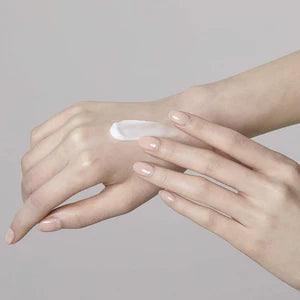 COSRX Balancium Comfort Ceramide Hand Cream Light 50ml.